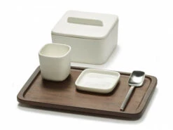 Serax HEII Marcel Wolterinck Bord Vierkant 20 X 20 Cm Porselein Wit 9 Serax HEII Marcel Wolterinck Bord Vierkant 20 X 20 Cm Porselein Wit -Keuken Grill Winkel seraxtafel 1 3